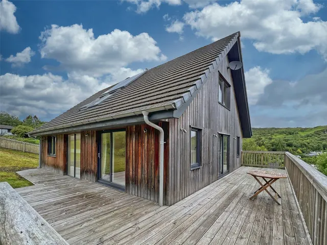 Photo 2 — Harbour Vista, Achnaglach, Campbeltown Road, Tarbert, PA296SX
