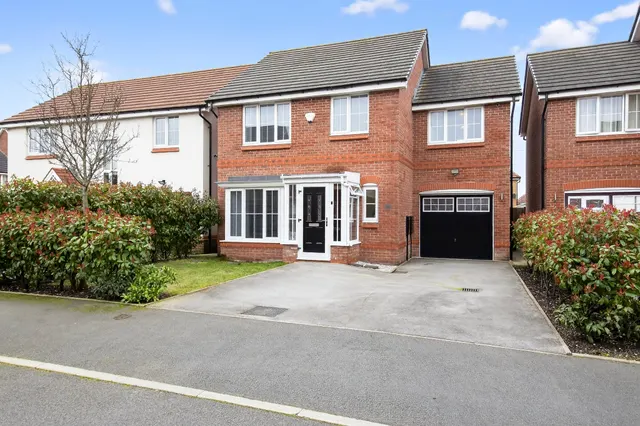 Bagwall Crescent, Wednesbury, WS10, photo 1