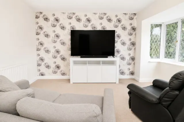 Astral Close, Lower Stondon, SG16, photo 2