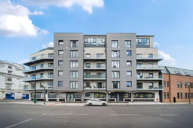 Royal Crescent Road, Royal Crescent Apartments, SO14, photo 1