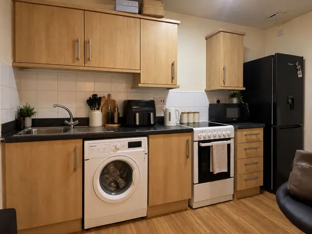 Maxwell Place, Redcar, TS10, photo 3