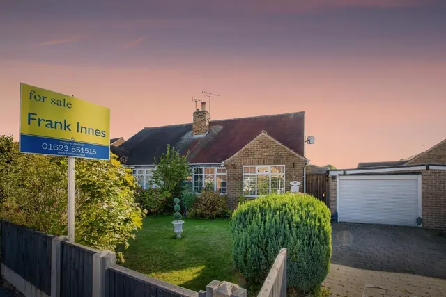 2 bedroom house, Copeland Avenue, Kirkby-in-Ashfield, NG17