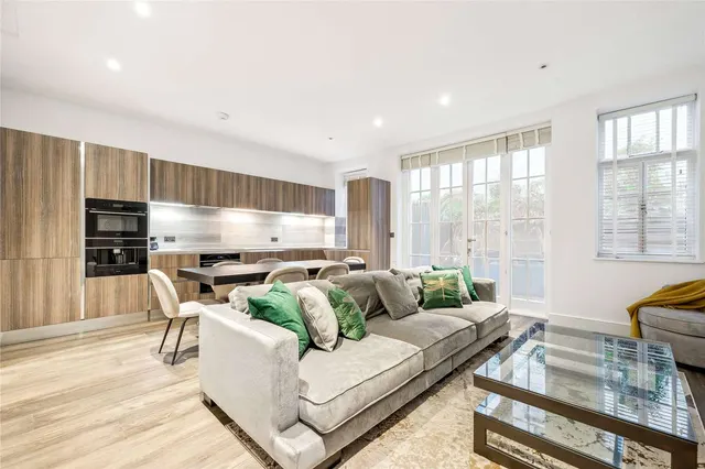 Strathearn Place, London, W2, photo 1