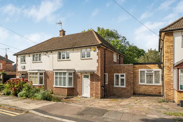 Marsh Lane, Stanmore, HA7, photo 1
