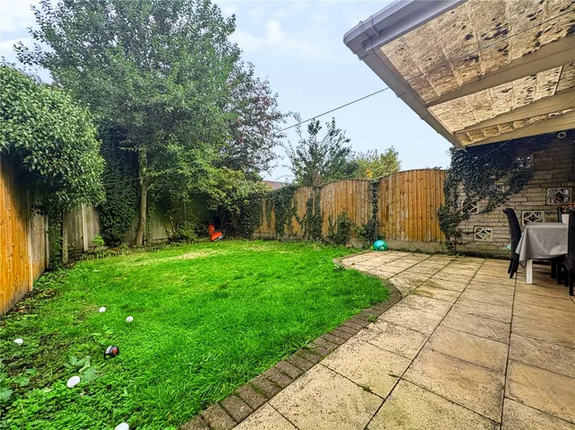 Broadway, Royton, OL2, photo 3