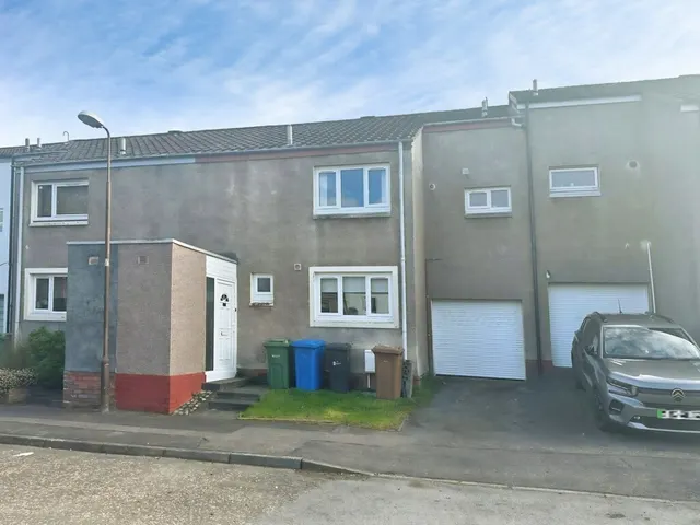 Whinbank, Livingston, EH54, photo 1