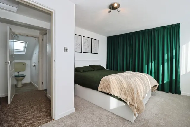 Filton Avenue, Bristol, BS34, photo 2