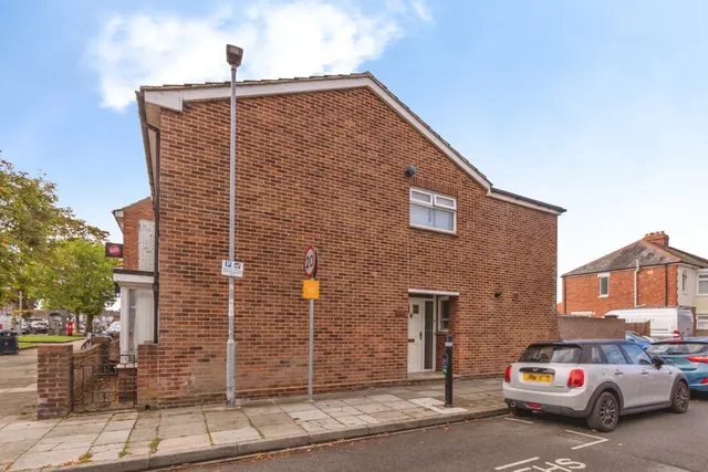 Copnor Road, Portsmouth, PO3, photo 1