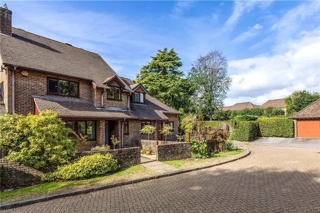 Field Walk, Lymington, SO41, photo 2