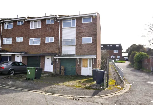 Humber Close, Wantage, OX12 7DT, photo 1