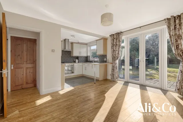 Photo 2 — Heathview Road, Grays, Essex, RM16 2RS
