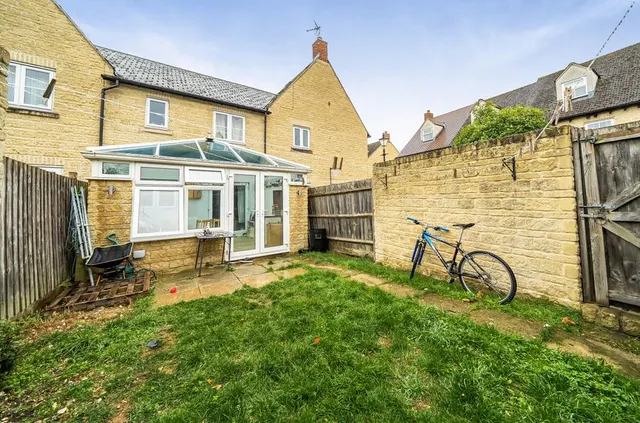 Collier Crescent, Witney, OX28, photo 2
