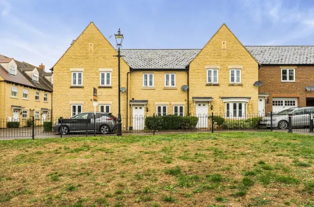 Collier Crescent, Witney, OX28, photo 1