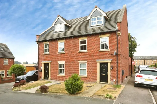 Bridgewater Way, Ravenfield, Rotherham, South Yorkshire, S65, photo 1