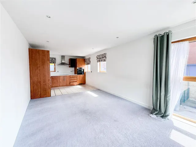 Photo 2 — 4 Midway Quay, Eastbourne, BN23 5DE