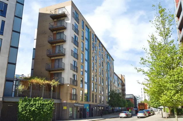 Charcot Road, LONDON, London, NW9, photo 1