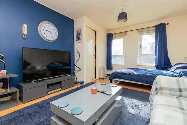 Princes Gate, G73, photo 3