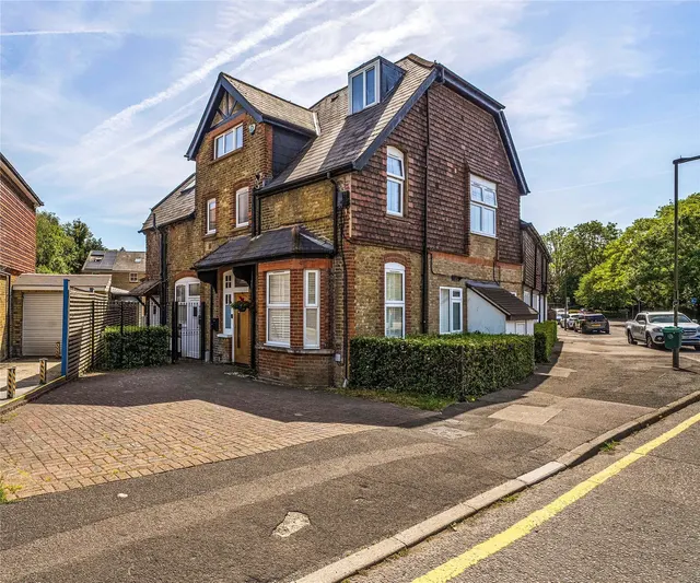 Clarence Court, Rushmore Hill, Orpington, BR6, photo 1