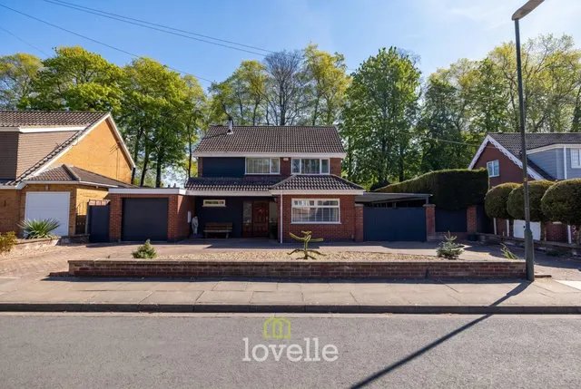Woodrow Park, Grimsby, DN33, photo 1