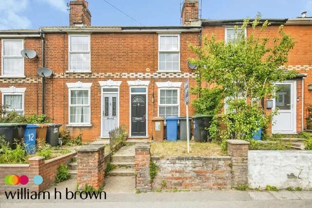 Sproughton Road, IPSWICH, photo 1