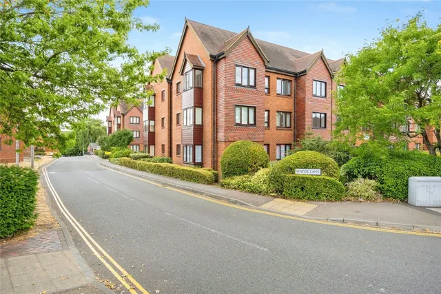 Rosebery Court, Water Lane, Leighton Buzzard, Bedfordshire, LU7, photo 1