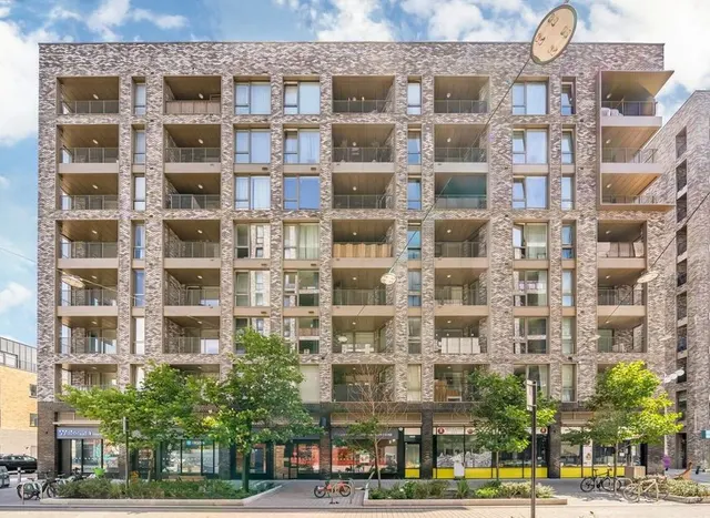 New Village Avenue, Poplar, E14, photo 1