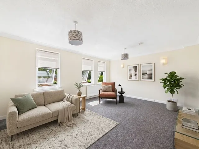 Photo 3 — Albany Road, Cheltenham, GL50 2UN