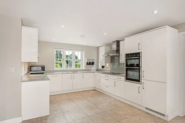 Manor Road, Didcot, photo 3