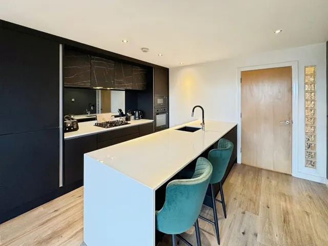 Balmoral Place, Brewery Wharf, LS10, photo 2