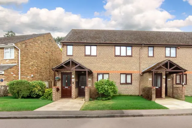 King Street, Tring, Hertfordshire, HP23 6BX, photo 1