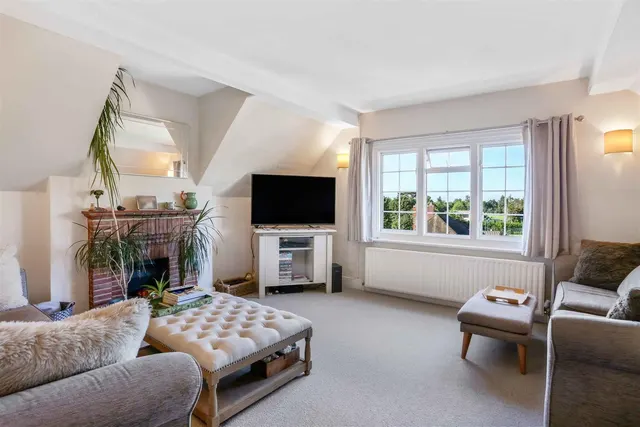 Peaches Court, Peaches Close, Cheam, Surrey, SM2 7BQ, photo 1