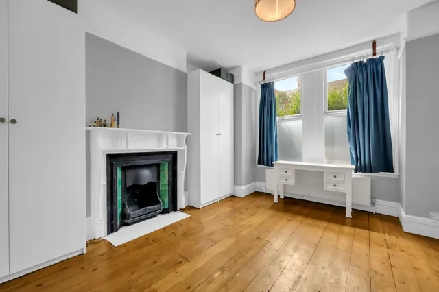 Riffel Road, Willesden Green, NW2, photo 3