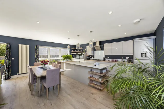 Chesswood Close, Worthing, BN11, photo 2