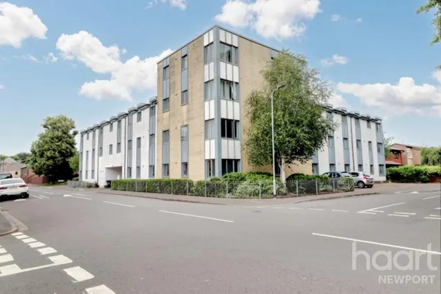 Pottery Terrace, Newport, NP20, photo 1