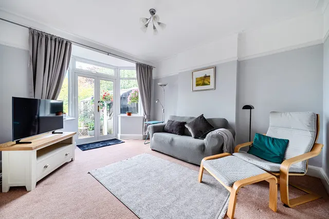 Photo 2 — Ladygate Lane, Ruislip, HA4