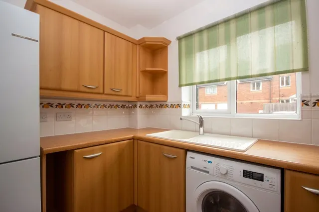 Snowberry Close, Bradley Stoke, BS32, photo 3