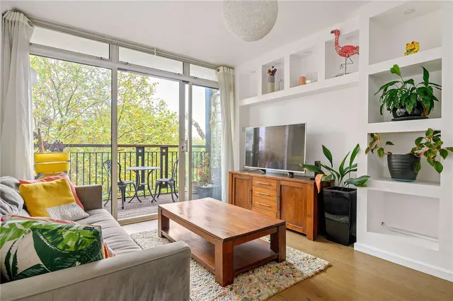 Pentonville Road, London, N1 9PR, photo 1