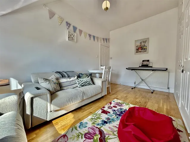 Photo 3 — Norfolk Road, Margate CT9 2HU