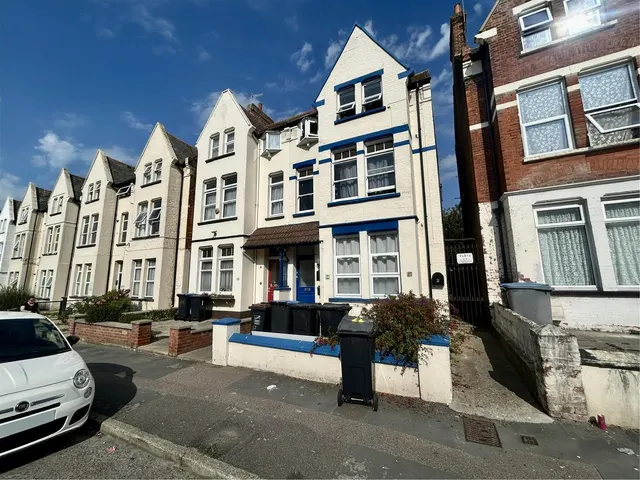 Norfolk Road, Margate CT9 2HU, photo 1