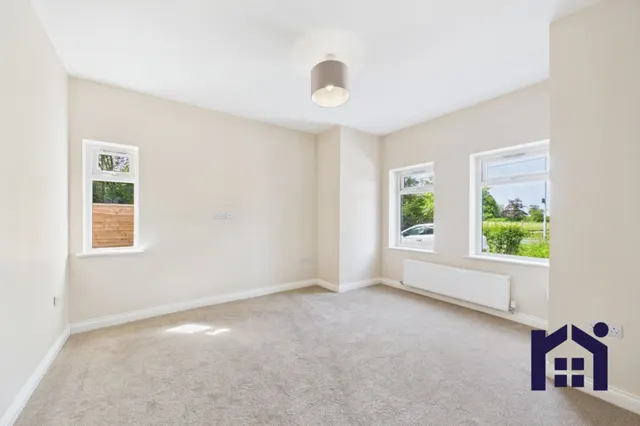 Photo 3 — Longmeanygate, Midge Hall, Leyland, PR26 7TB