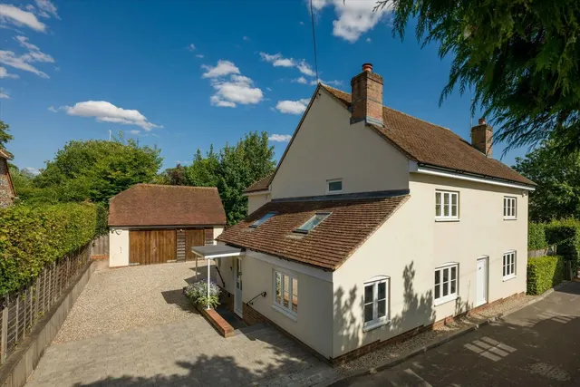 Burdett Street, Ramsbury, SN8, photo 1