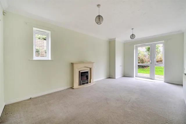Somerford Road, Cirencester, GL7, photo 2