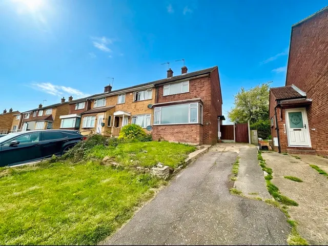 Grange Road, Harold Hill, photo 1