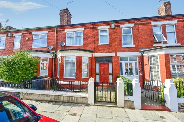 Lawton Road, Waterloo, L22, photo 1