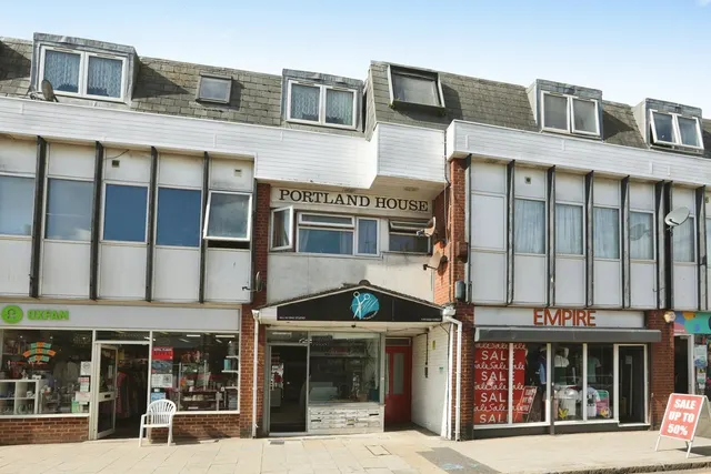 High Street, Sheerness, ME12, photo 1
