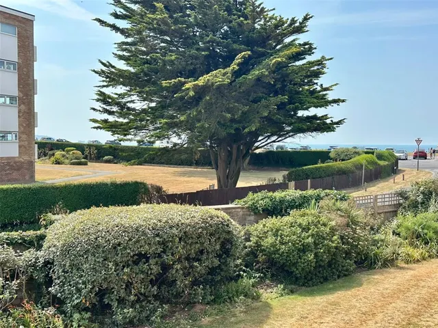Milford on Sea, Lymington, photo 2