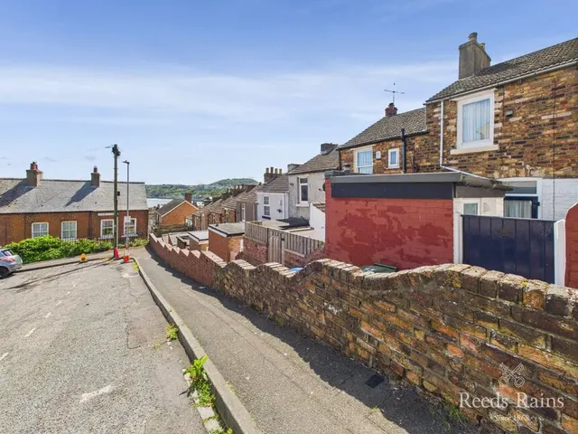 Spreight Lane, Steps, YO11, photo 3