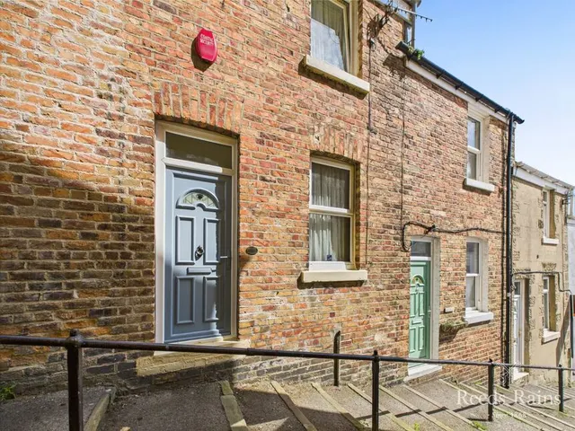 Spreight Lane, Steps, YO11, photo 1