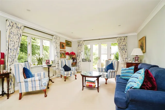 Avro Road, Upper Rissington, GL54, photo 3