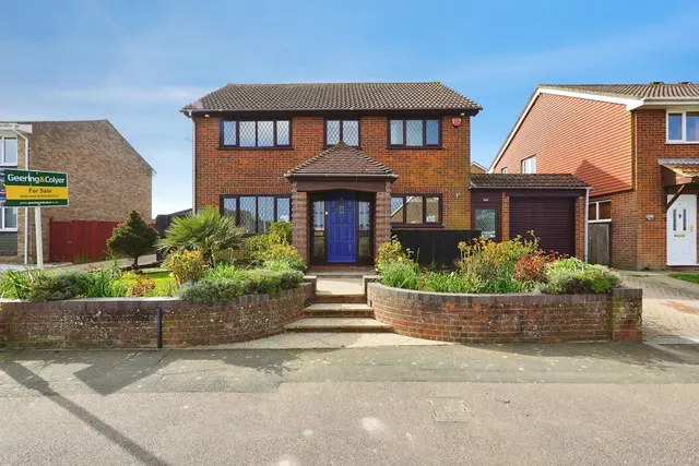Cranleigh Drive, Whitfield, Dover, Kent, CT16, photo 1